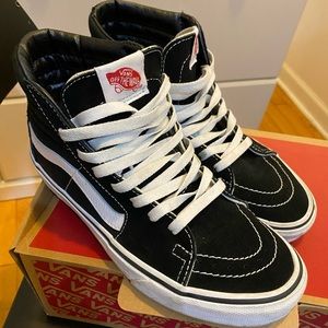 Black & White Off The Wall Vans